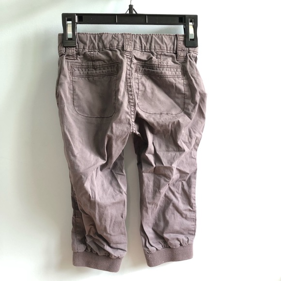 GAP KIDS | Jogger Gray Twill Pants - Picture 2 of 5